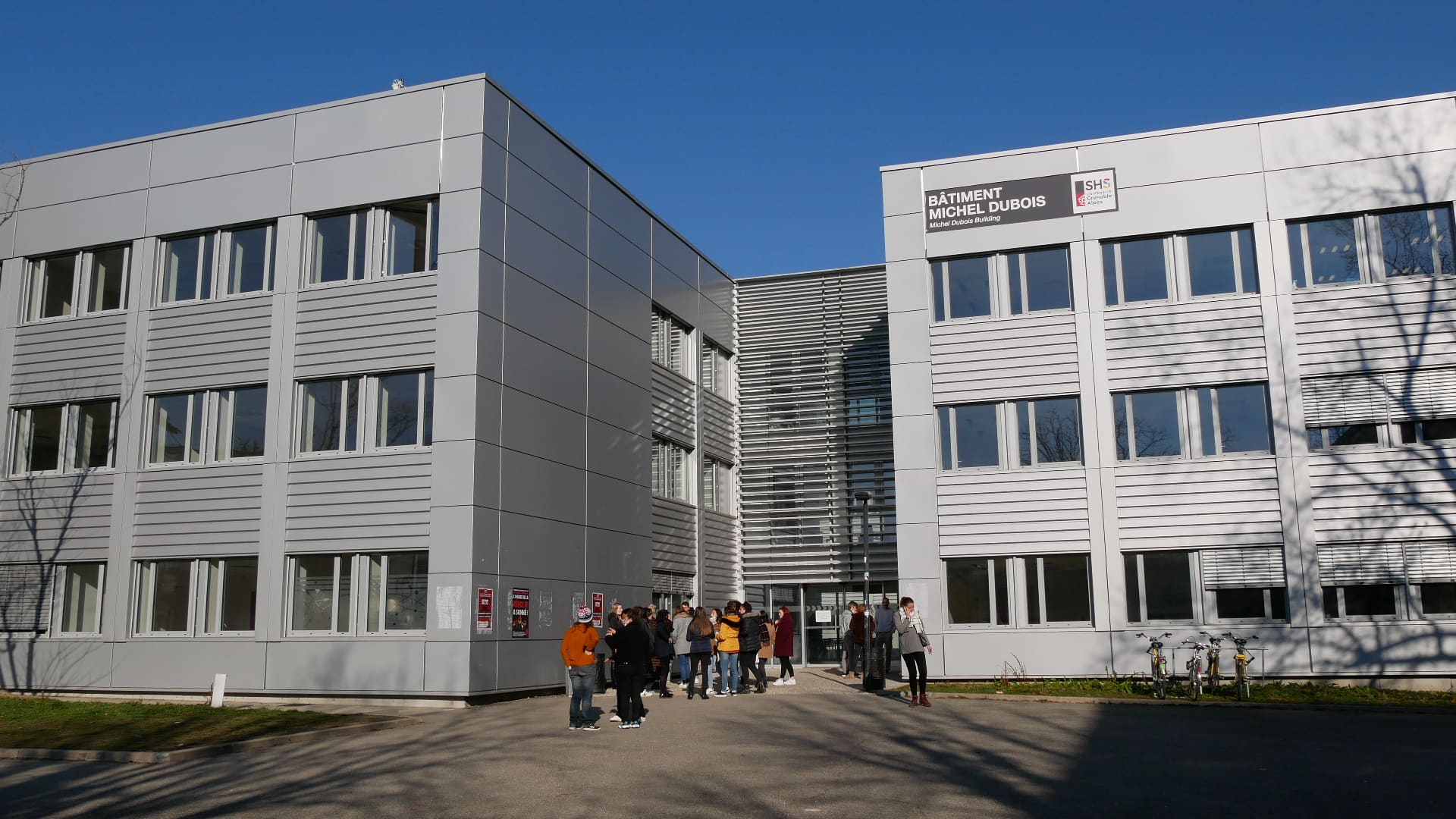 Relations internationales - UFR Sciences de lHomme et de la Société -  Université Grenoble Alpes